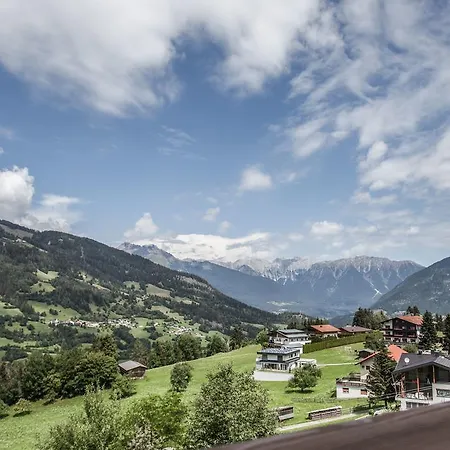 Ferienhof Raich Apartment Arzl im Pitztal